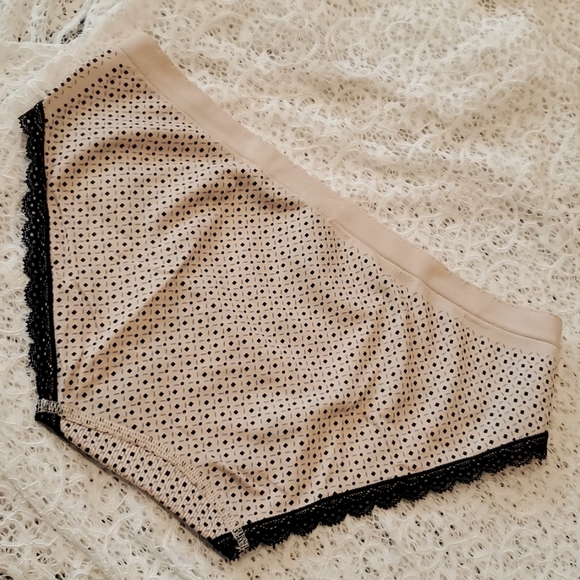 Victoria secret hiphugger panties - Picture 8 of 8